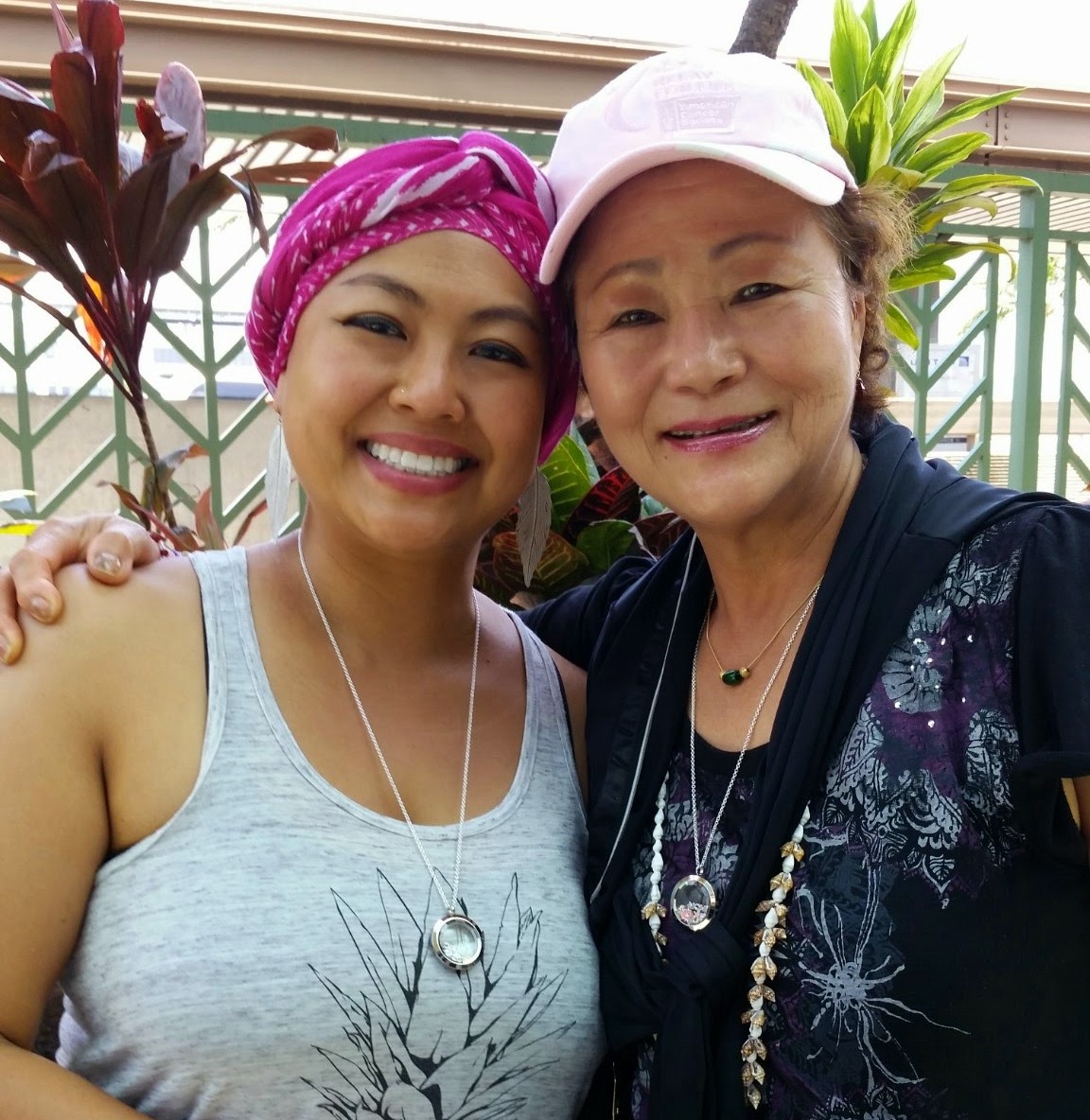 Hawaii volunteer Uri Martos during her cancer treatment with her mother