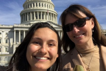 ACS CAN New Mexico Volunteer Dr. Janis Gonzales and her daughter Liesl.