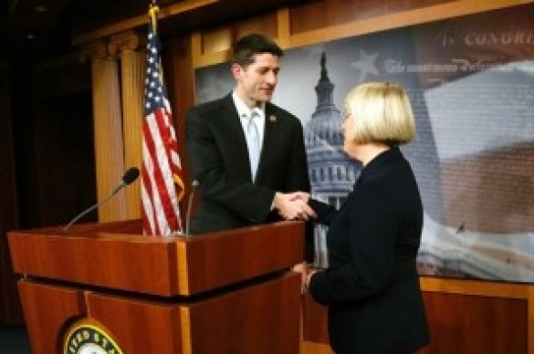 Ryan and Murray shaking hands