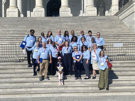 Volunteers at LS&LD